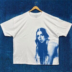 Tate McRae MPWT 2025 Tour White T-Shirt Size 2XL
